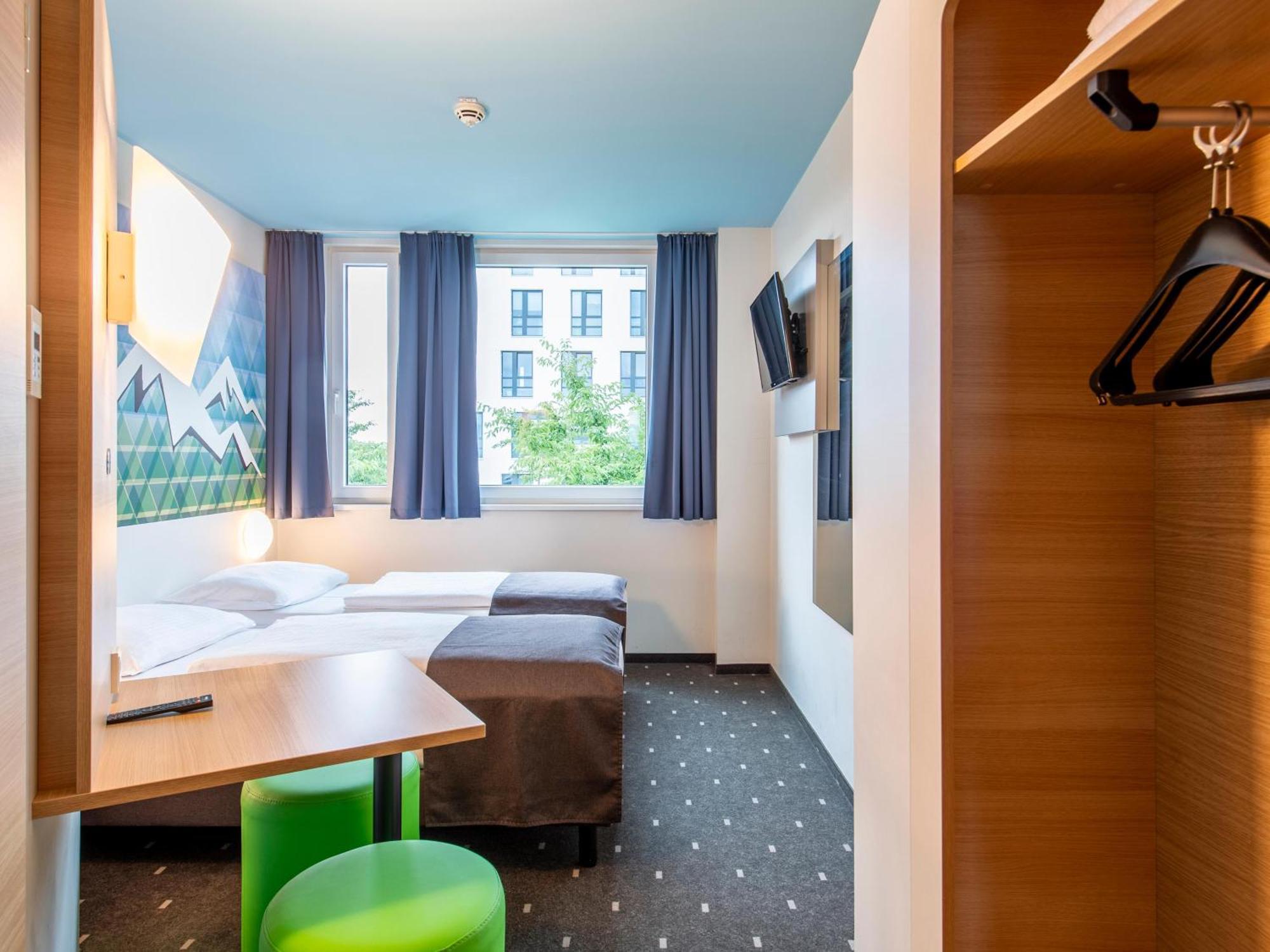 B&B Hotel Rosenheim Luaran gambar